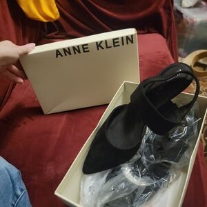 Anne Klein Black Slingback Heels